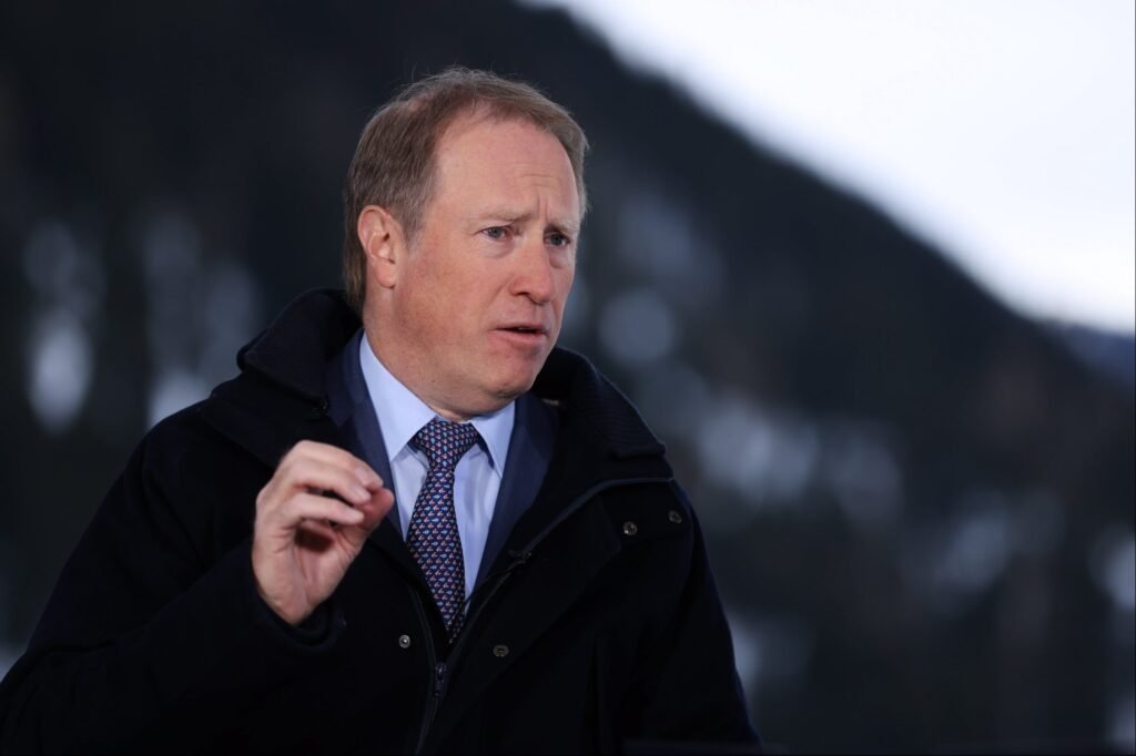 Morgan Stanley Plans to Cut 2,000 Workers, Partly Due to AI